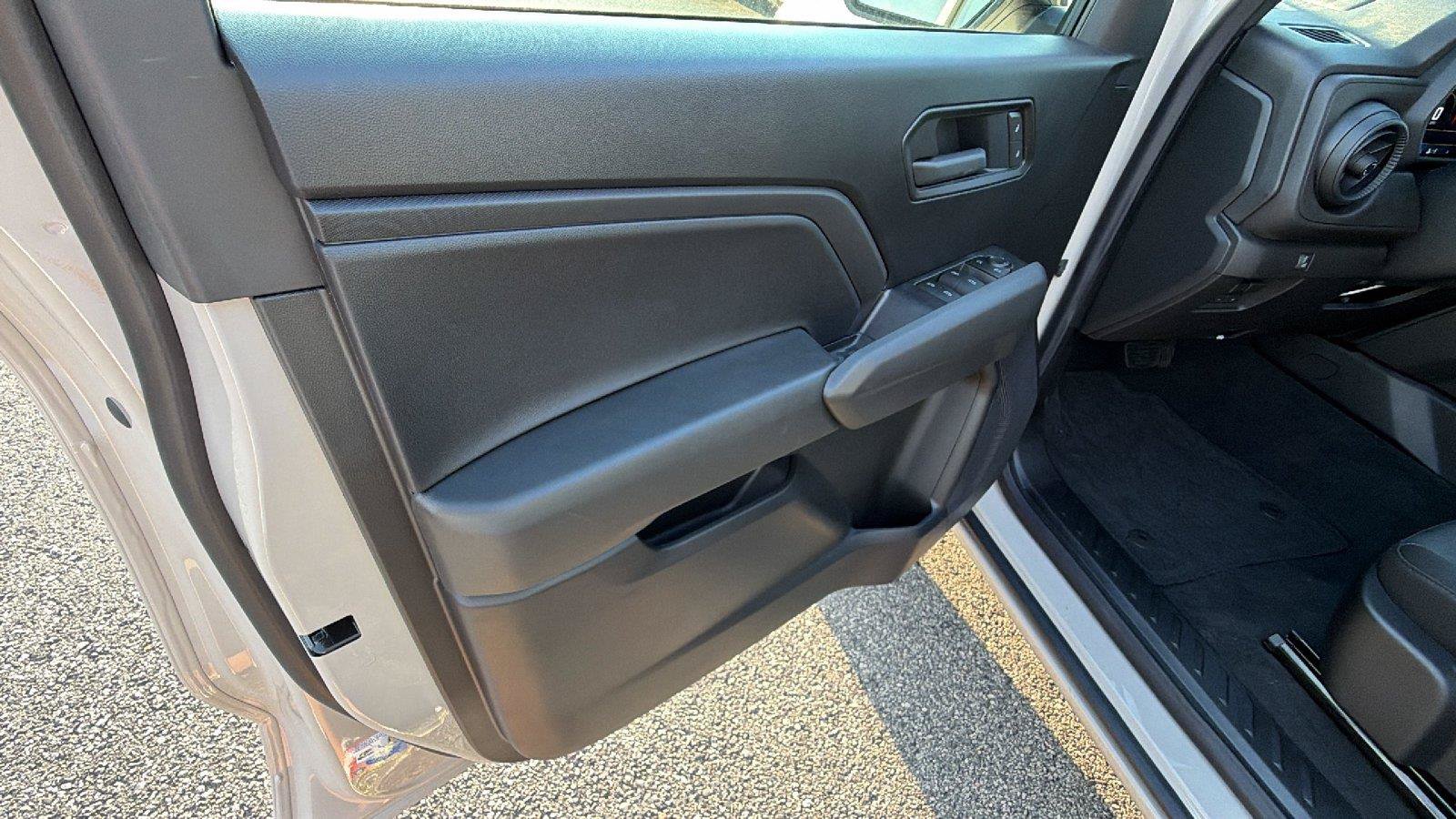 New 2026 Chevrolet Colorado Trail Boss AWD/4WD image 13