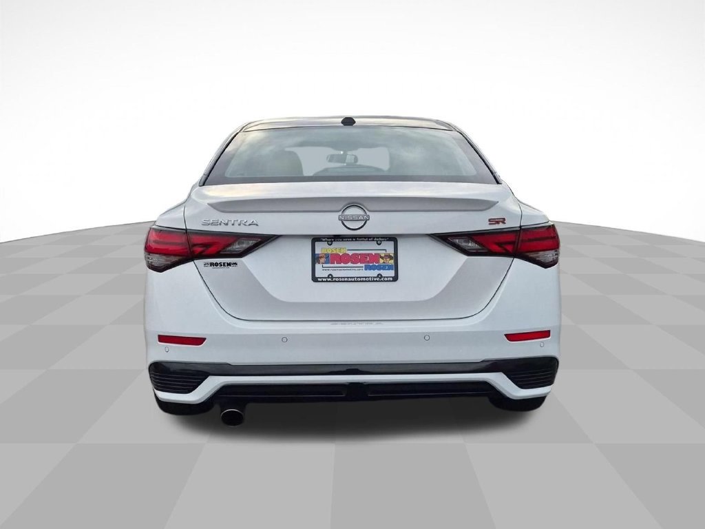 Used 2025 Nissan Sentra SR w/ SR Premium Package FWD image 4