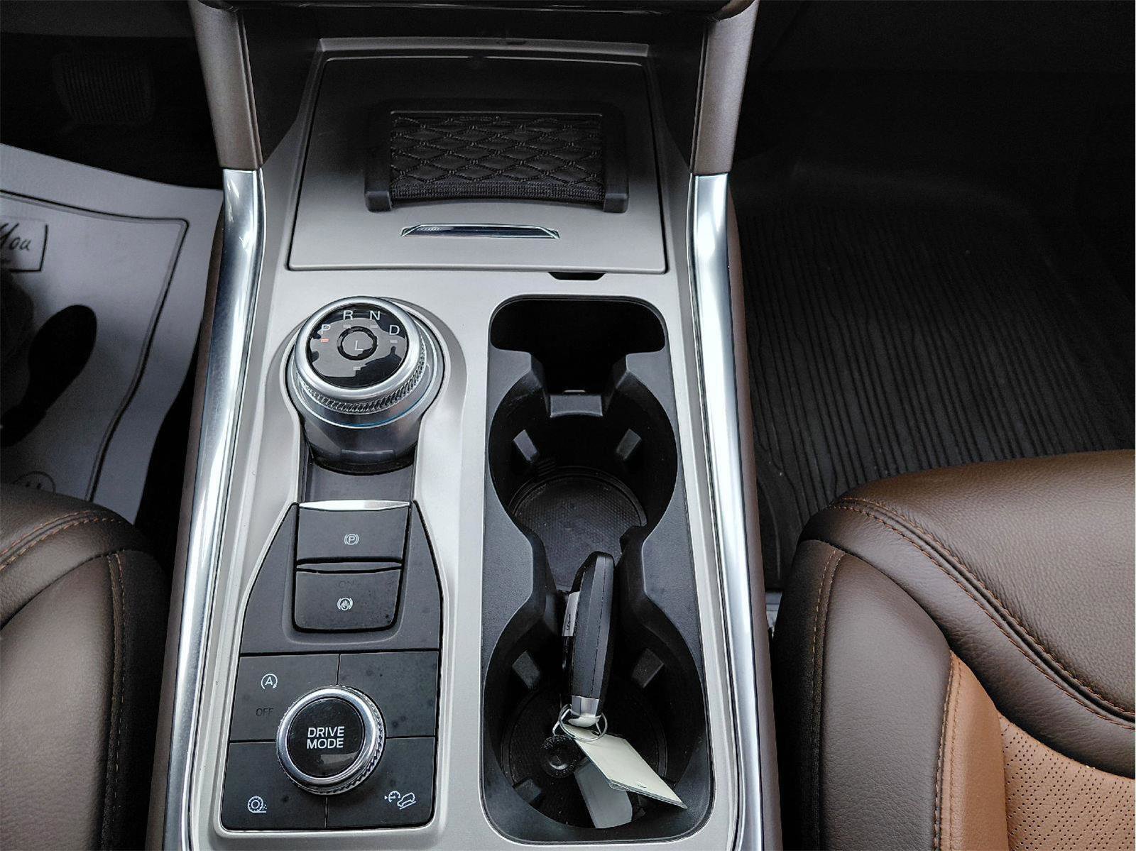 Used 2022 Ford Explorer King Ranch w/ Premium Technology Package image 29