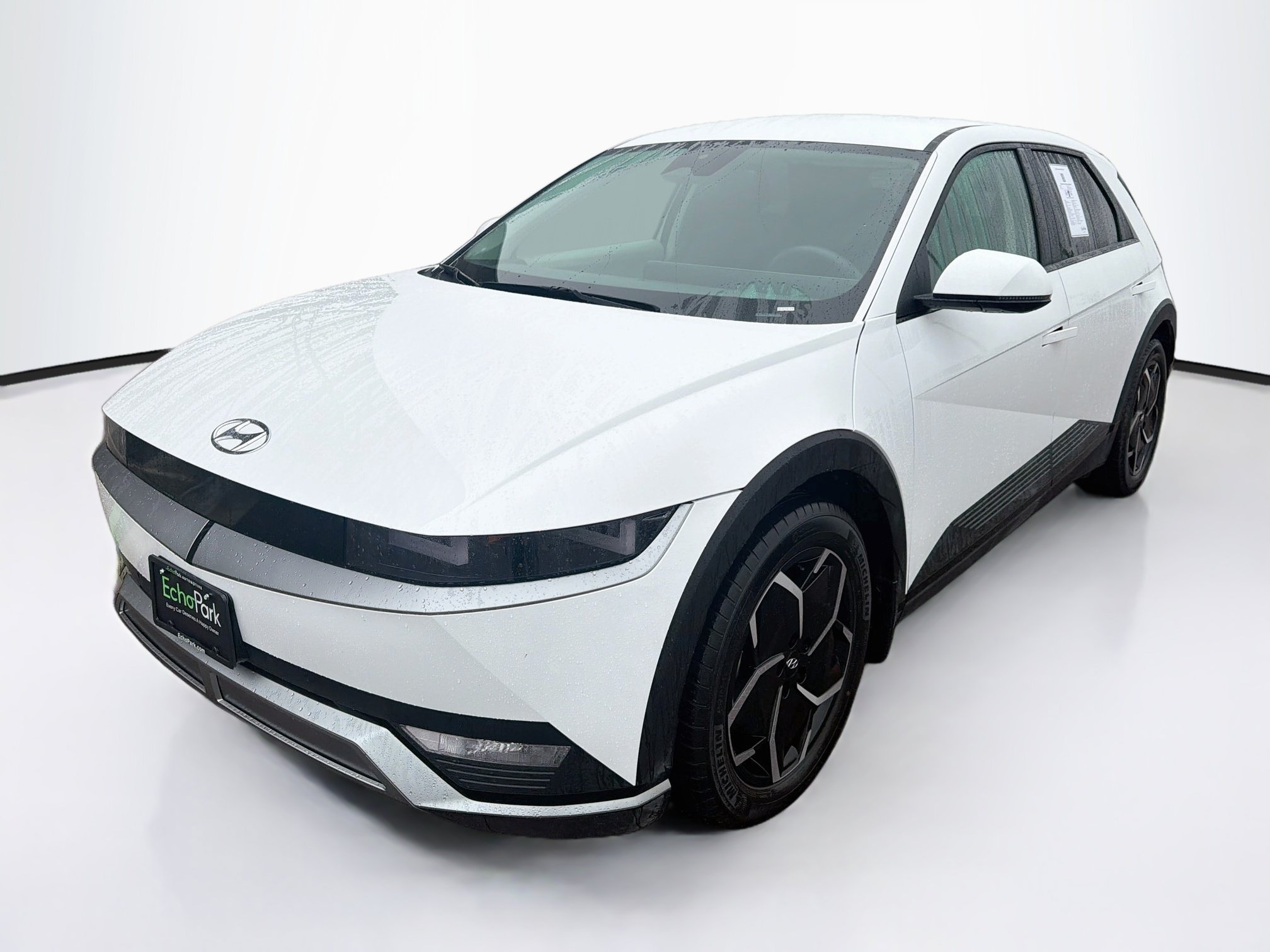 Used 2024 Hyundai Ioniq 5 SEL AWD/4WD image 3