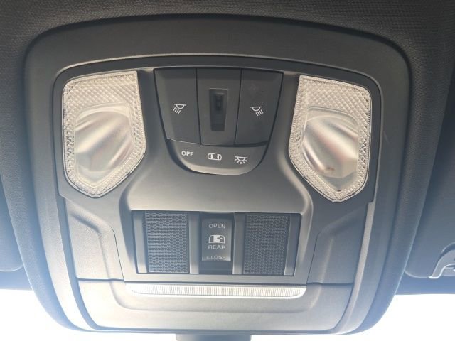 Used 2021 RAM 1500 Big Horn AWD/4WD image 24