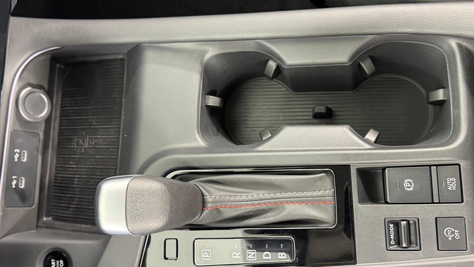 New 2026 Nissan Sentra SR w/ SR Premium Package FWD image 26