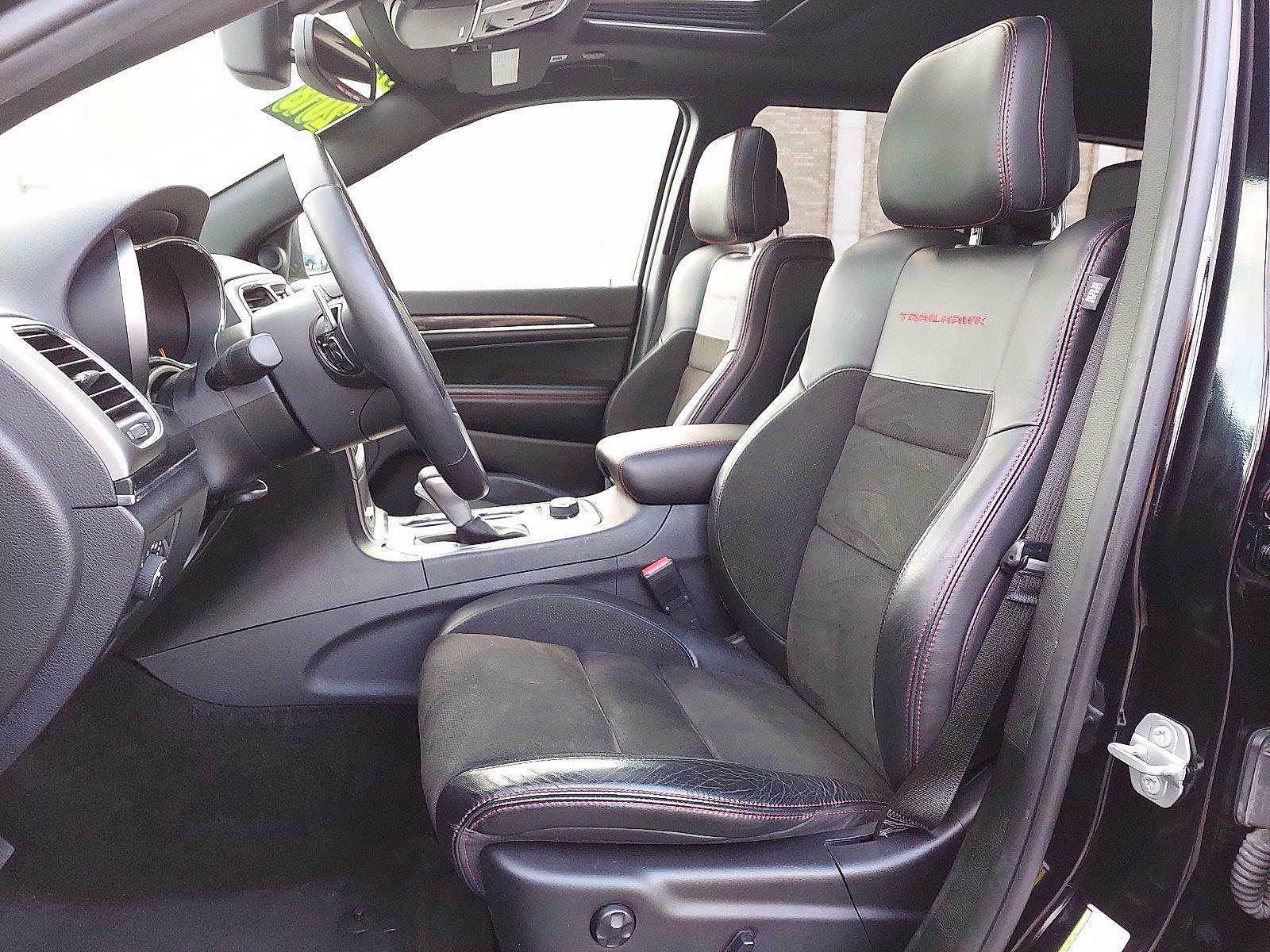 Used 2018 Jeep Grand Cherokee Trailhawk image 13