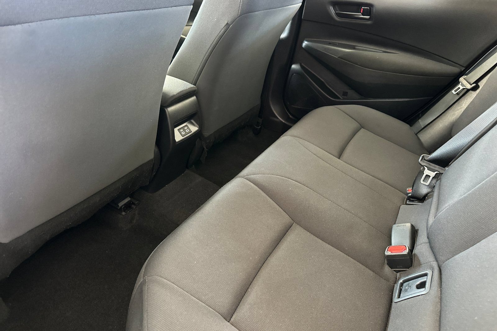 Used 2026 Toyota Corolla LE w/ LE Premium Package FWD image 12