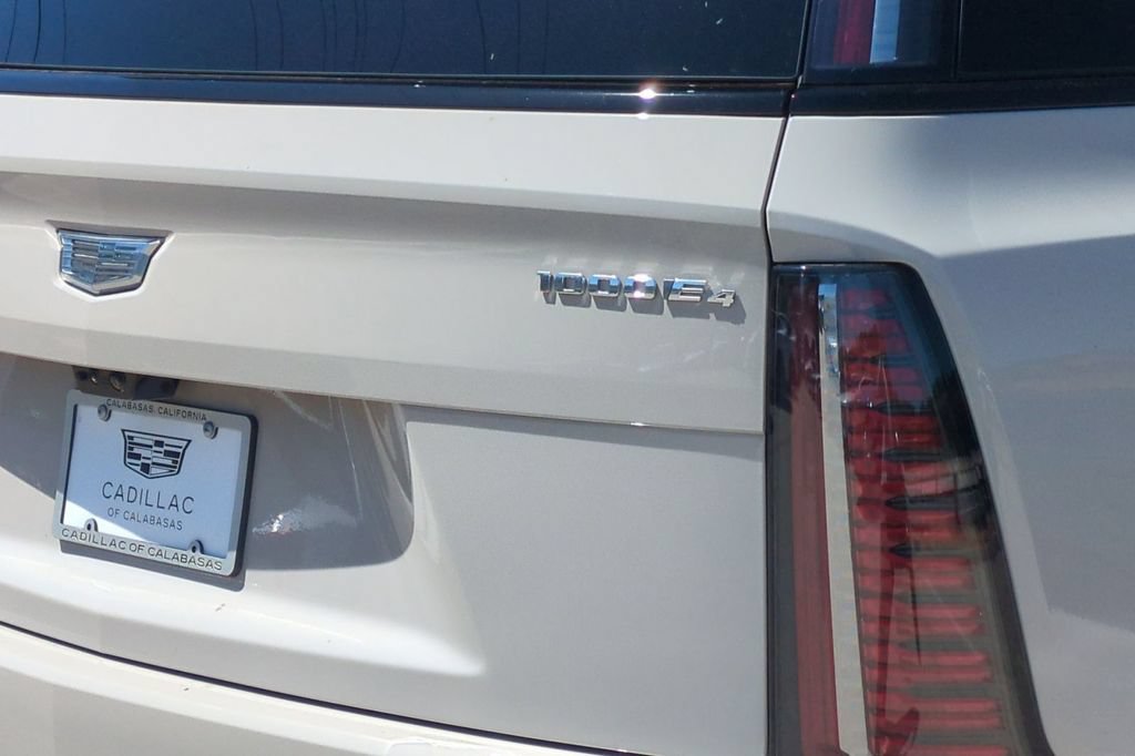 New 2026 Cadillac Escalade IQL Sport 2 AWD/4WD image 16