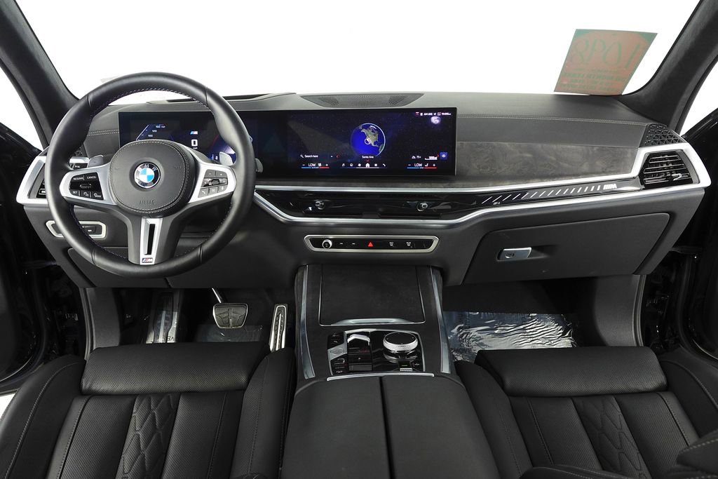 Used 2025 BMW X7 M60i w/ Climate Comfort Package AWD/4WD image 20