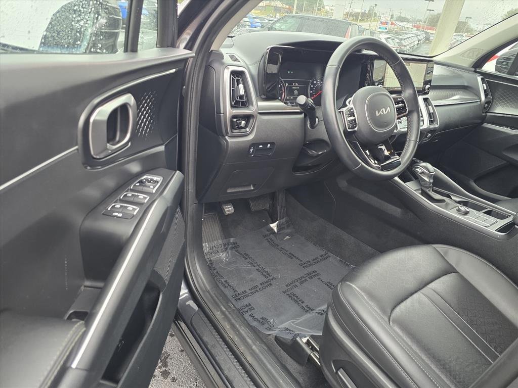 Certified 2022 Kia Sorento S image 9
