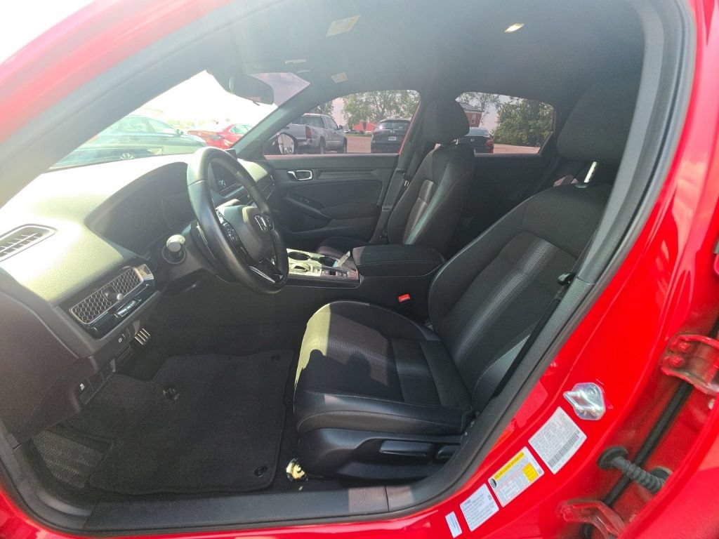 Used 2025 Honda Civic Sport image 13