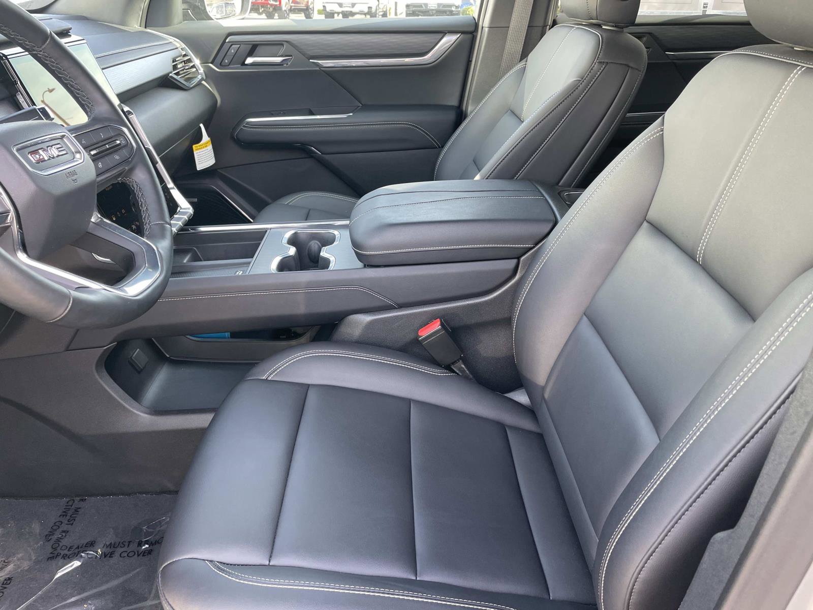 Used 2025 GMC Acadia Elevation w/ Elevation Premium Package image 23