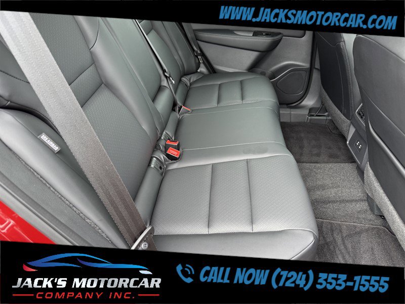 Used 2025 Nissan Rogue SV w/ SV Premium Package image 22