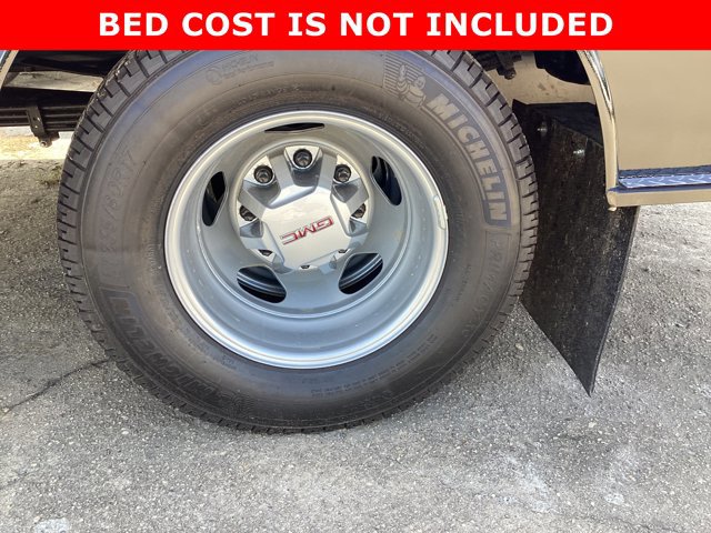 New 2025 GMC Sierra 3500 Pro w/ Convenience Package image 10