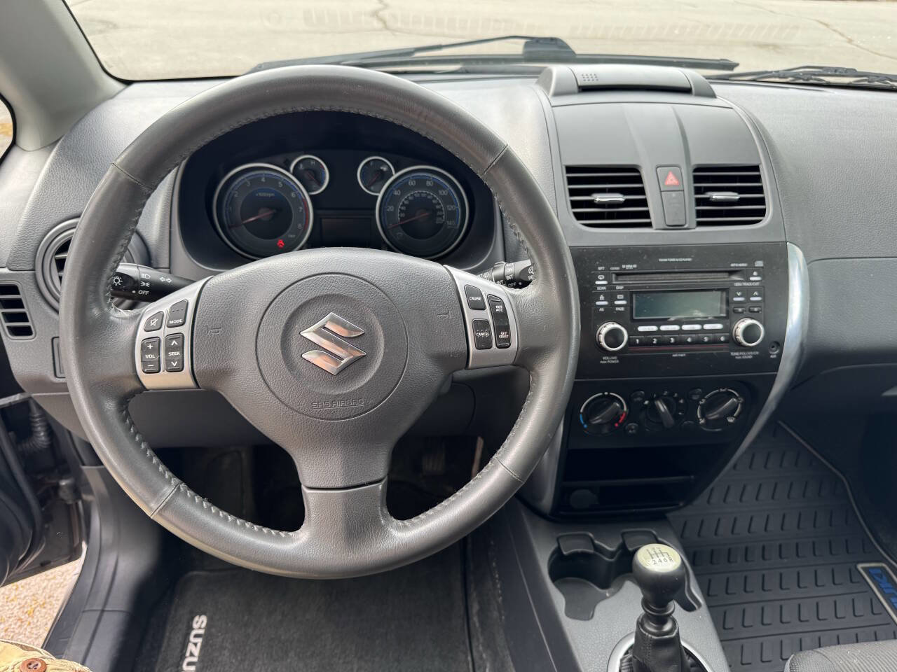 Used 2012 Suzuki SX4 AWD Hatchback image 7