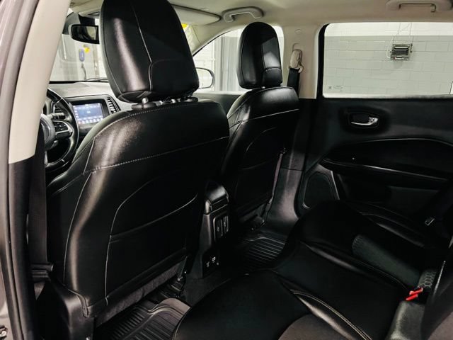 Used 2020 Jeep Compass Latitude w/ Popular Equipment Group AWD/4WD image 25