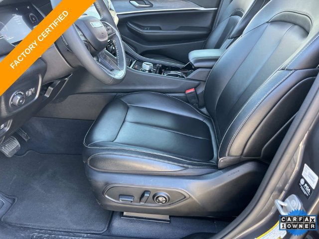 Used 2023 Jeep Grand Cherokee Limited RWD image 27