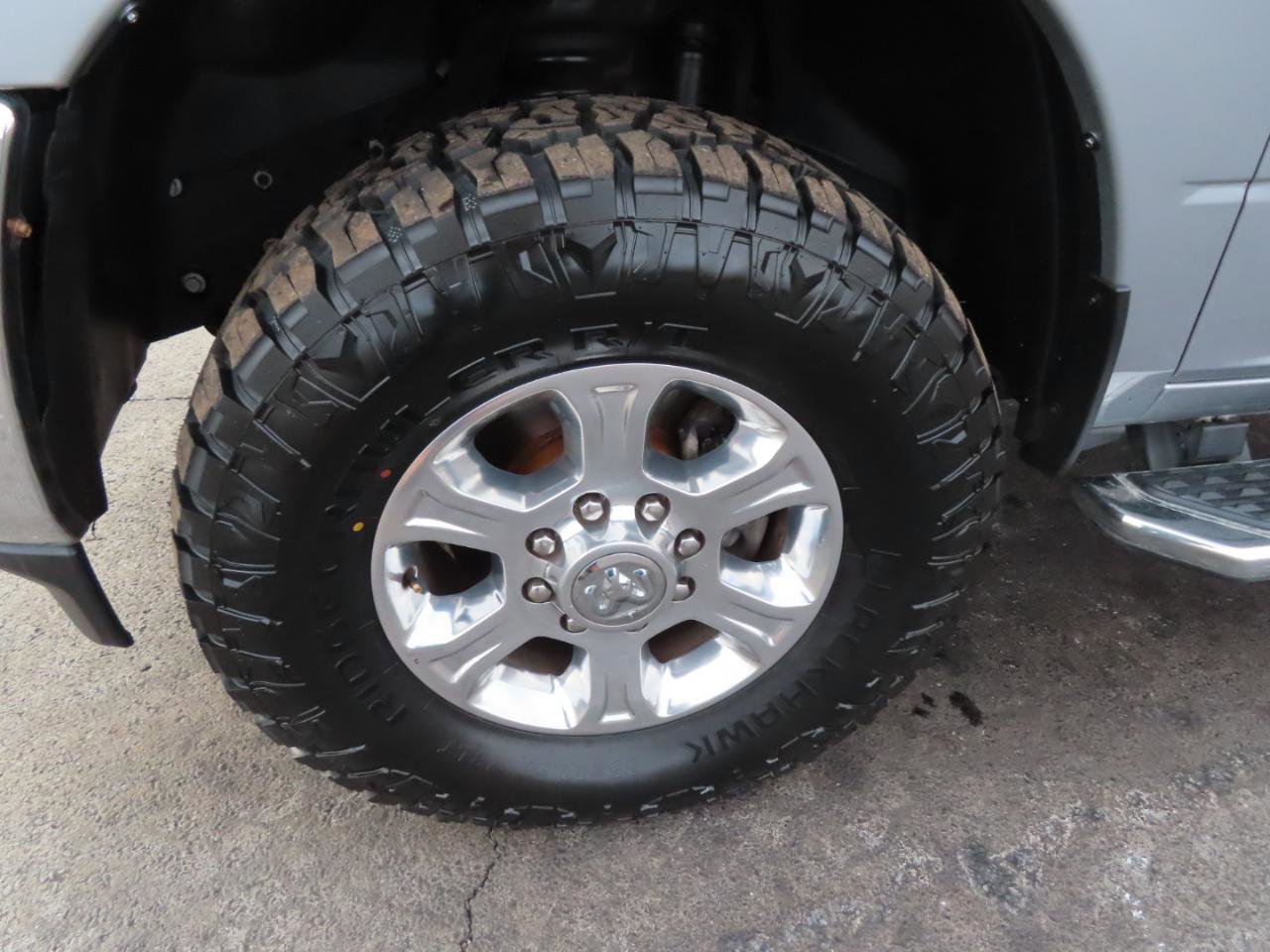 Used 2024 RAM 2500 Big Horn image 11