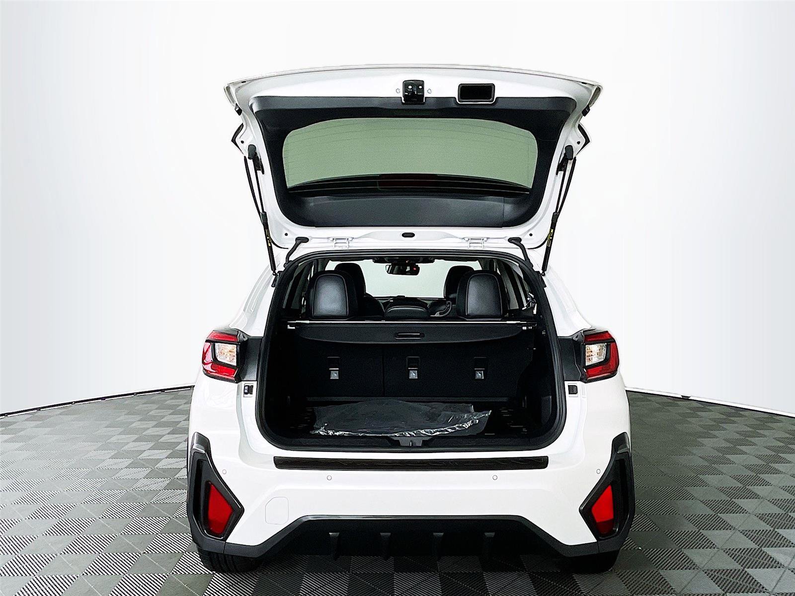 Certified 2025 Subaru Crosstrek 2.5i Limited w/ Popular Package #4A image 31