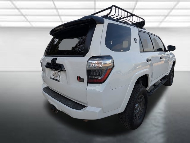 Used 2020 Toyota 4Runner Venture AWD/4WD image 15