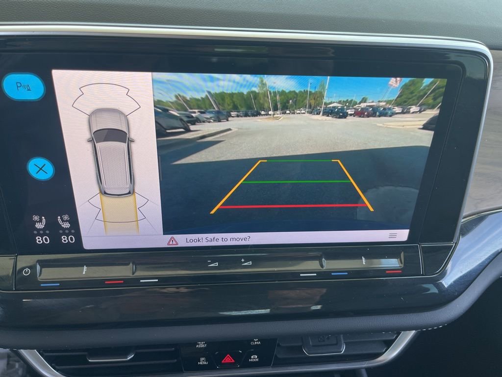 Used 2025 Volkswagen Atlas SE w/ Black Wheel Package image 24