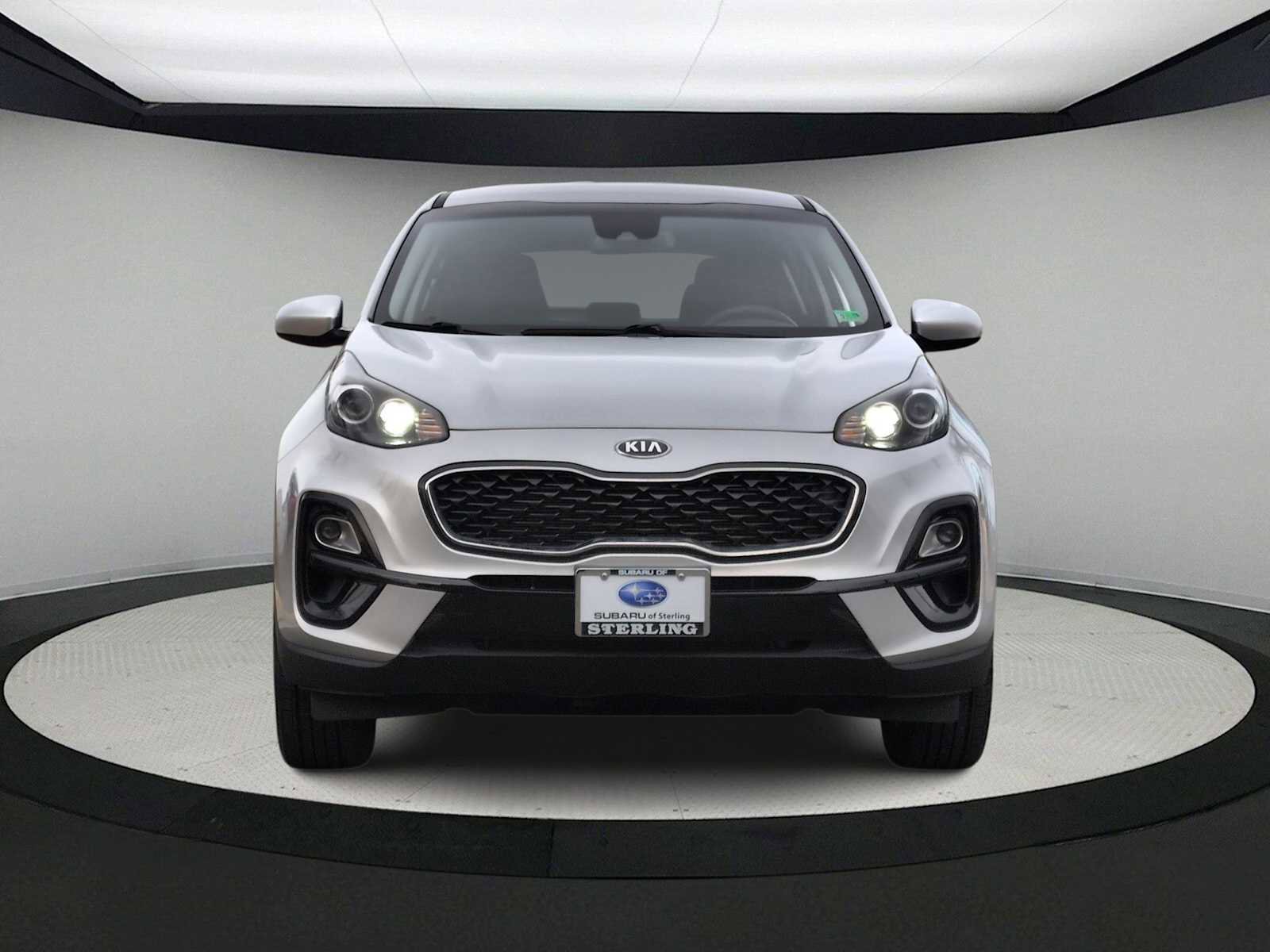 Used 2020 Kia Sportage LX image 3