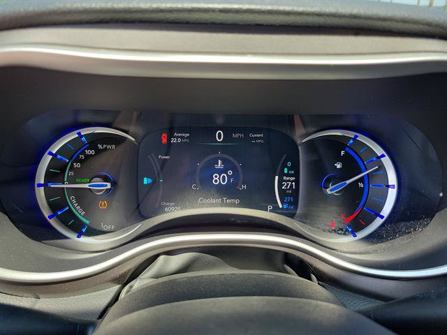 Used 2024 Chrysler Pacifica Limited FWD image 26