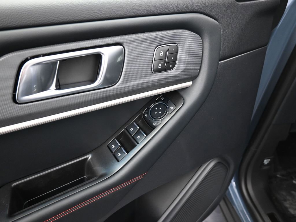 New 2026 Ford Explorer ST image 24