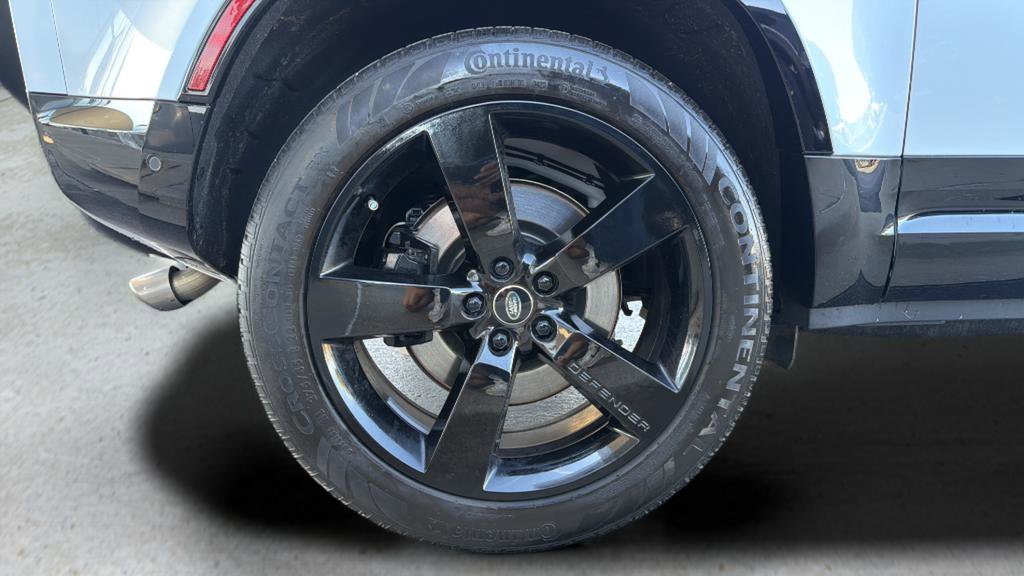 Used 2023 Land Rover Defender 90 V8 image 13