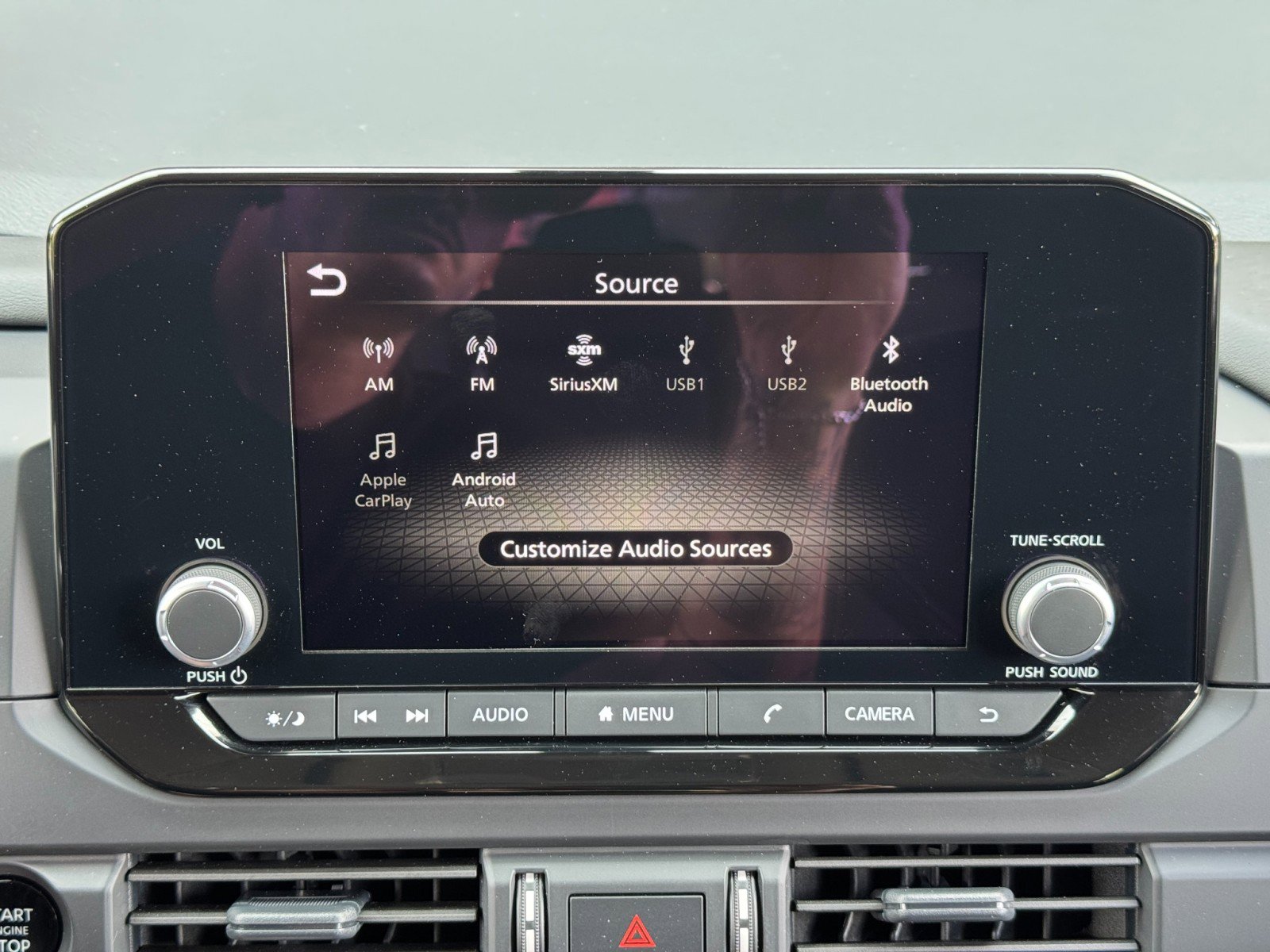 Used 2025 Nissan Pathfinder S FWD image 23