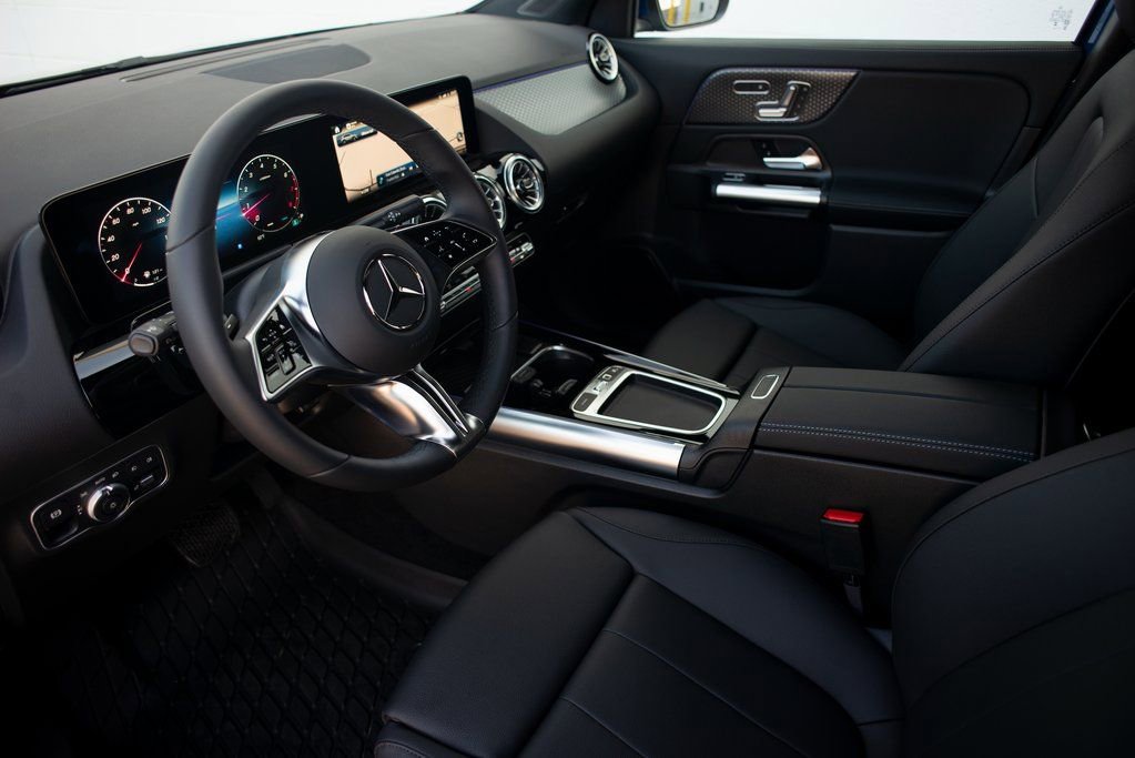 Used 2025 Mercedes-Benz GLA 250 4MATIC image 21