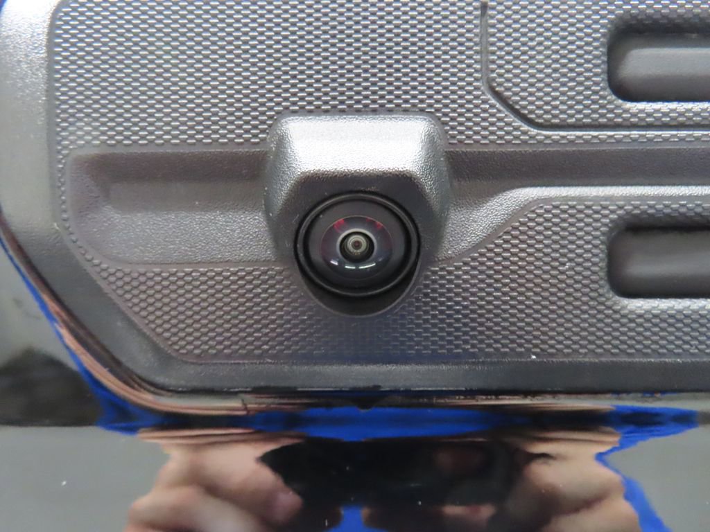 Used 2024 GMC Sierra 3500 SLT w/ SLT Premium Package image 35