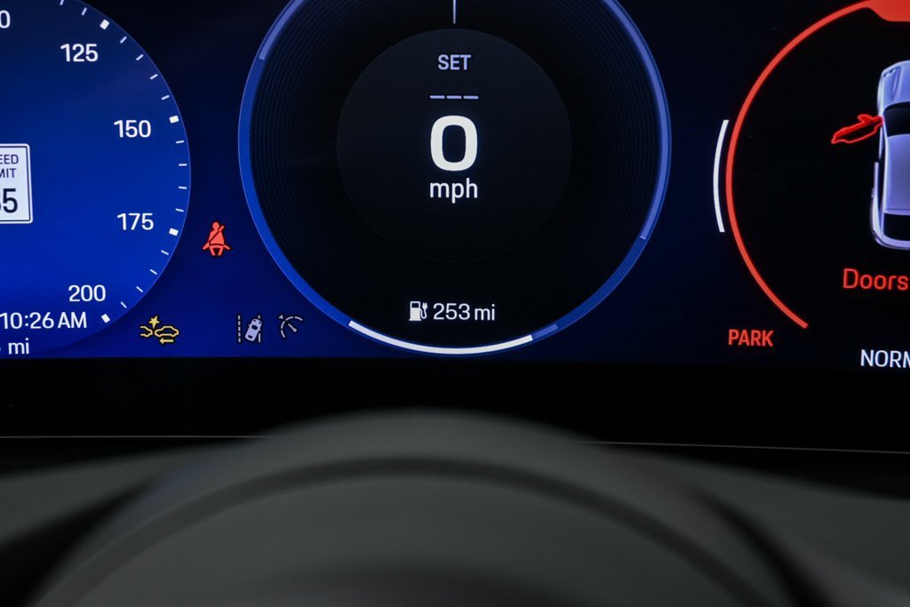 New 2025 Porsche Macan 4 Electric image 12