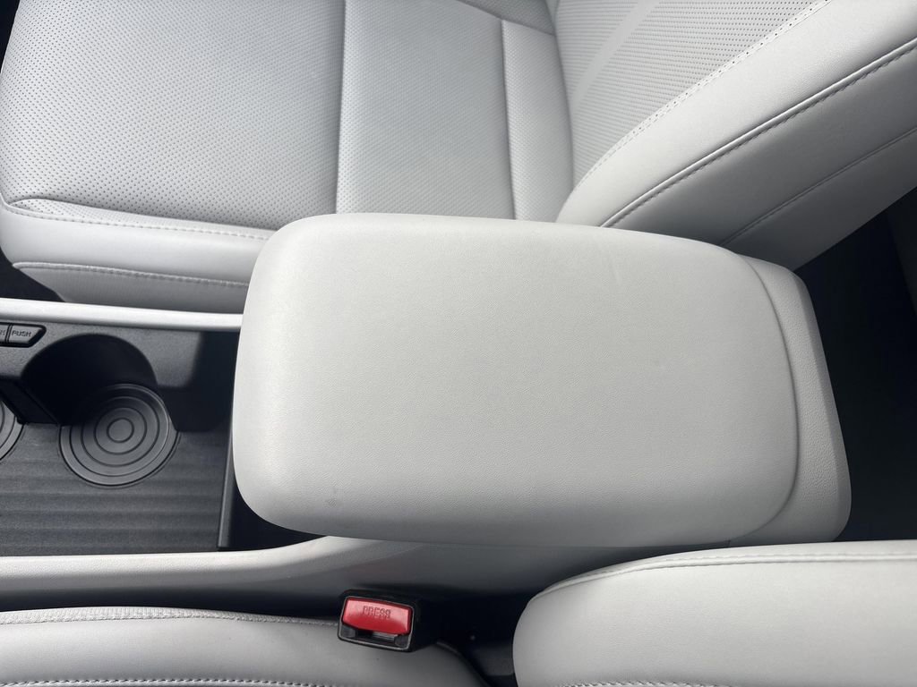 Used 2024 Hyundai Kona Limited image 22