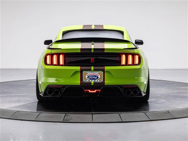 Used 2020 Ford Mustang Shelby GT350R w/ GT350R Equipment Group 920A RWD image 4