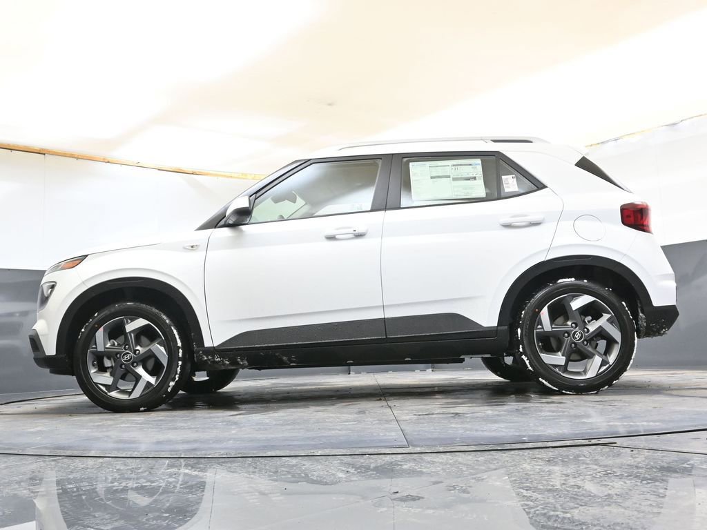 New 2026 Hyundai Venue SEL FWD image 41