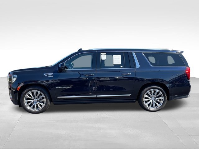 Used 2024 GMC Yukon XL Denali w/ Denali Reserve Package AWD/4WD image 5