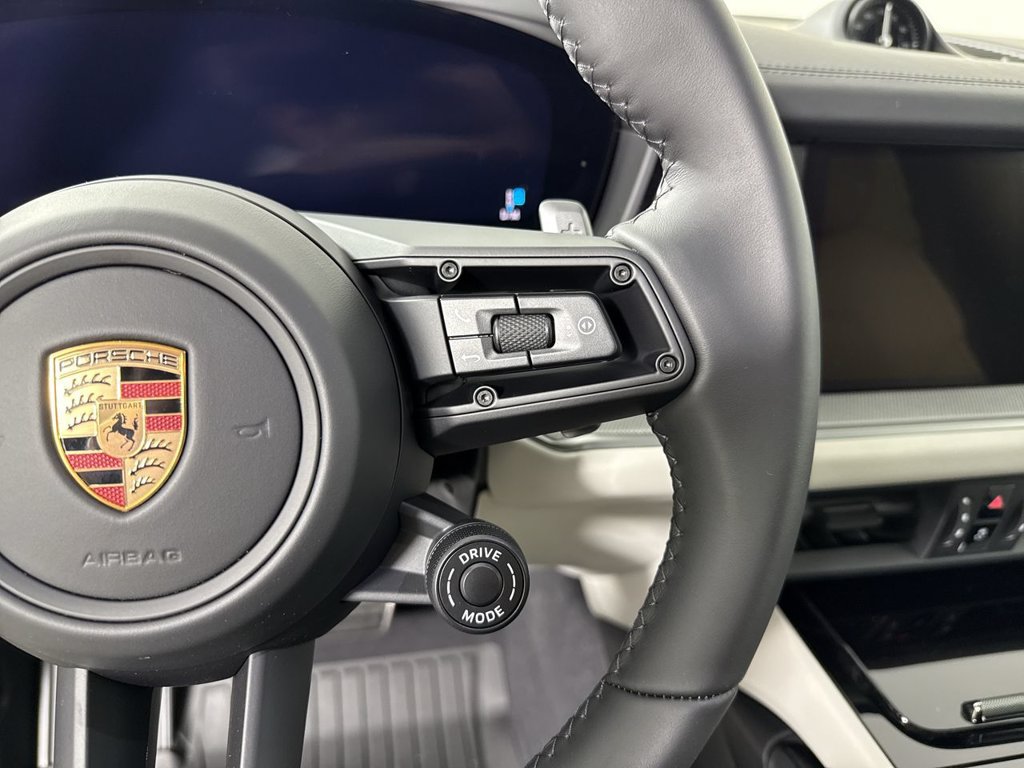 New 2026 Porsche Cayenne Coupe AWD/4WD image 38