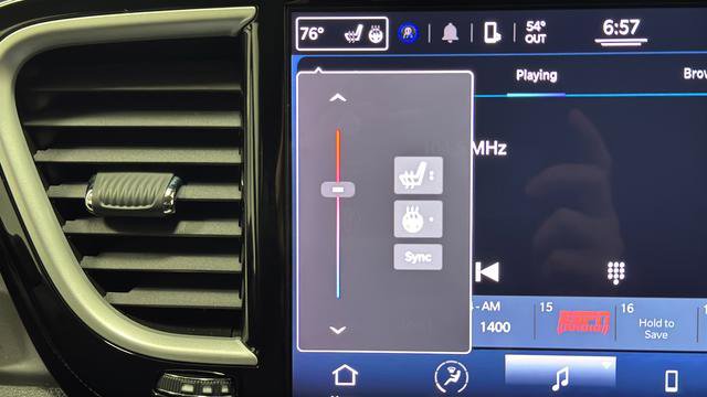 Used 2022 Chrysler Pacifica Touring-L image 38