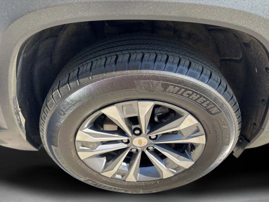 Used 2025 Chevrolet Equinox LT w/ Convenience Package II image 25