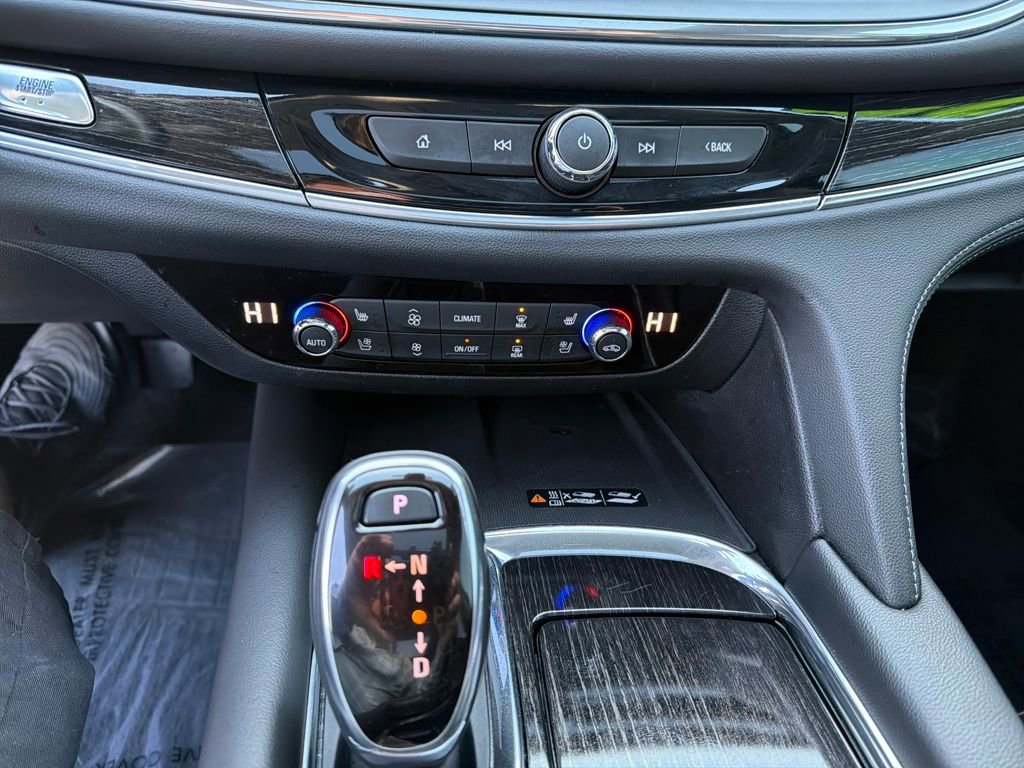 Used 2020 Buick Enclave Avenir w/ Avenir Technology Package image 30