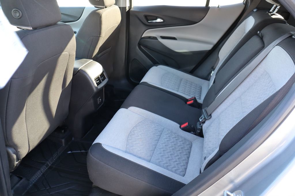 Used 2023 Chevrolet Equinox LS w/ LS Convenience Package image 34