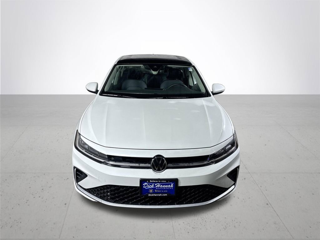 New 2026 Volkswagen Jetta SE image 3