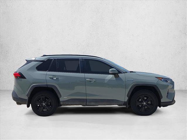 Used 2020 Toyota RAV4 XLE w/ Convenience Package AWD/4WD image 4