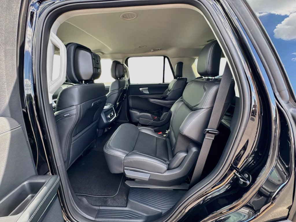 New 2027 Ford Expedition Platinum RWD image 25