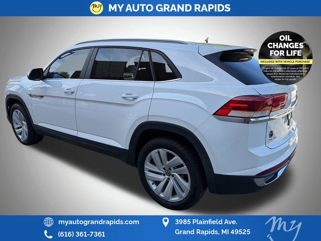 Used 2020 Volkswagen Atlas Cross Sport SE AWD/4WD image 5