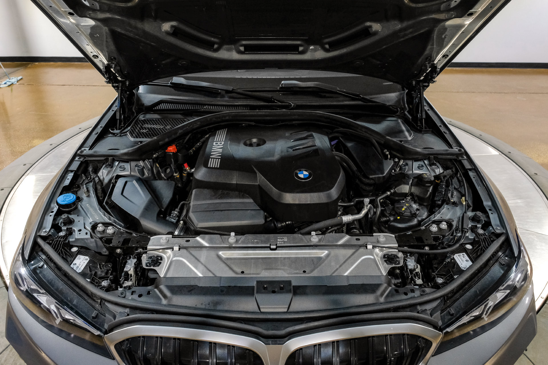 Used 2025 BMW 330i Sedan RWD image 54