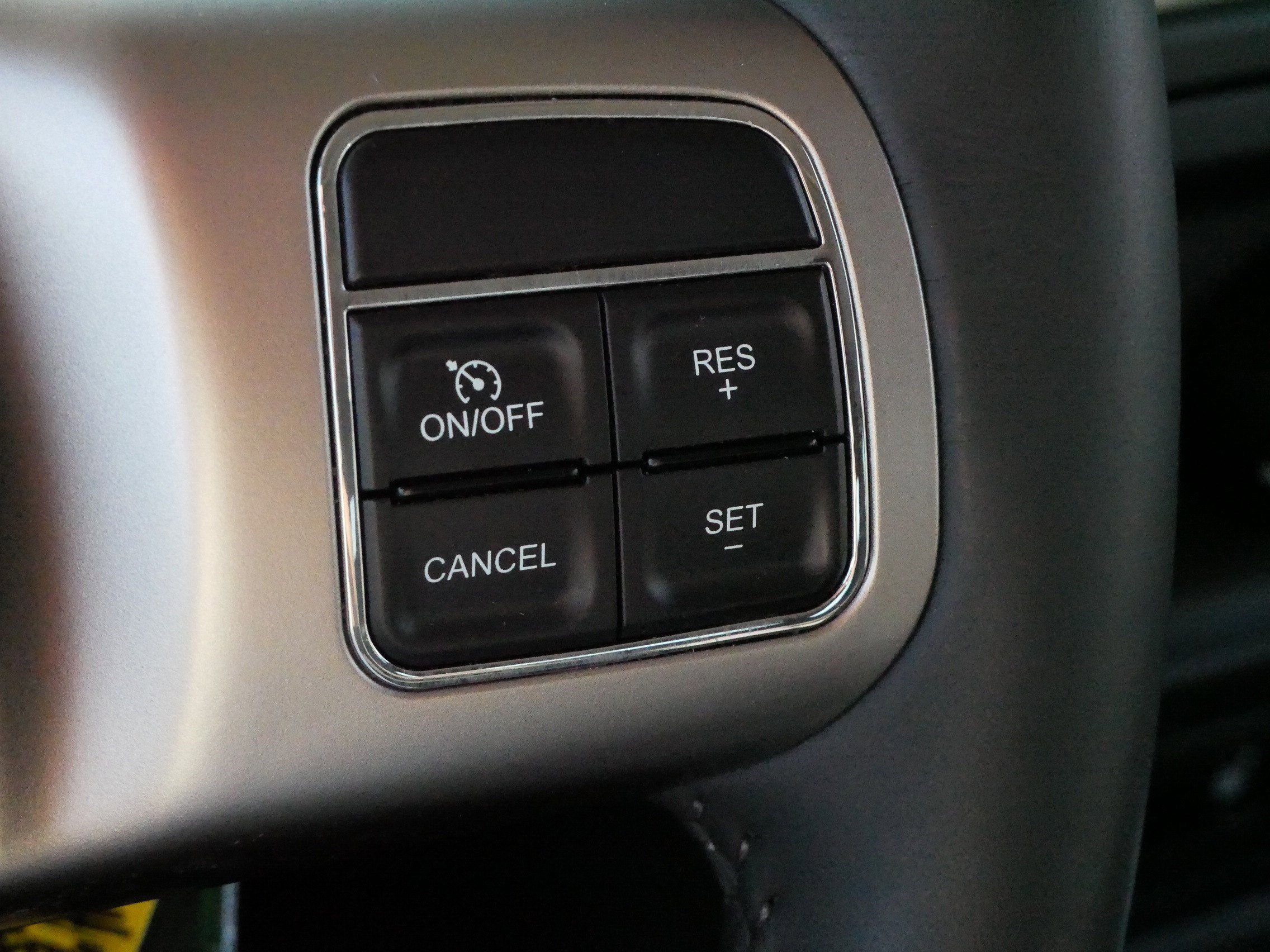 Used 2014 Jeep Patriot Limited w/ Sun/Sound Group AWD/4WD image 25