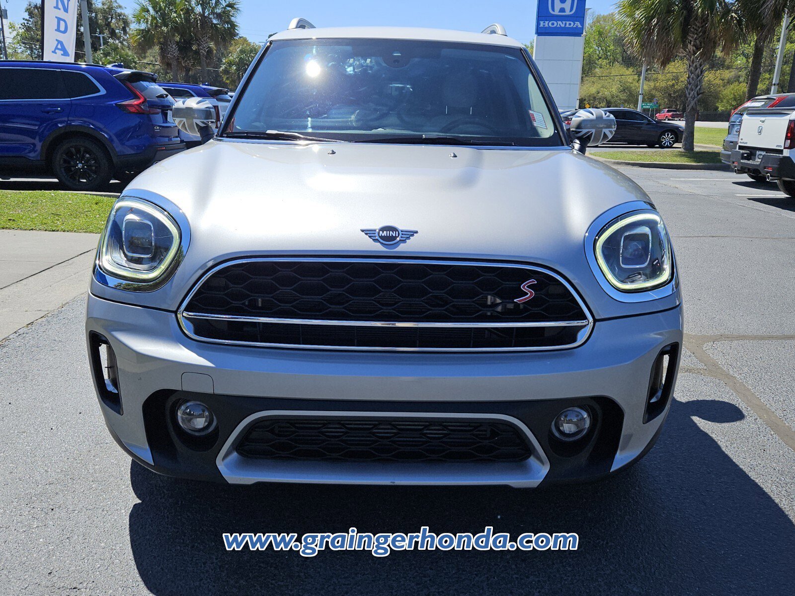 Used 2024 MINI Cooper Countryman S w/ Signature Upholstery Package image 8