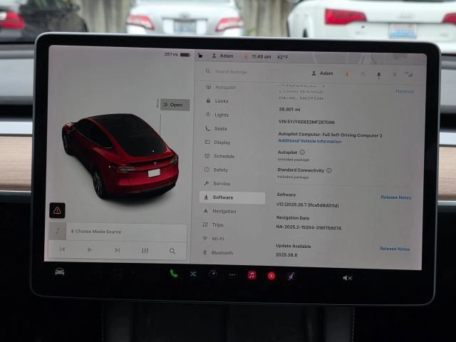 Used 2021 Tesla Model Y Long Range image 2