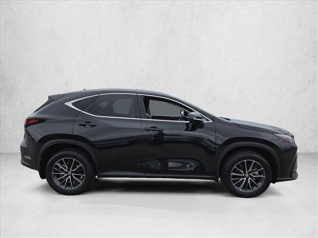 Used 2025 Lexus NX 250 AWD w/ Accessory Package (2T) image 4