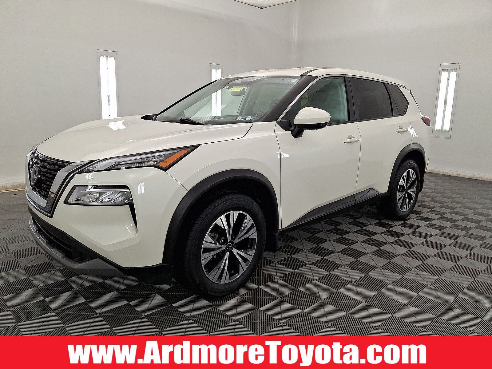 Used 2023 Nissan Rogue SV AWD/4WD video 1