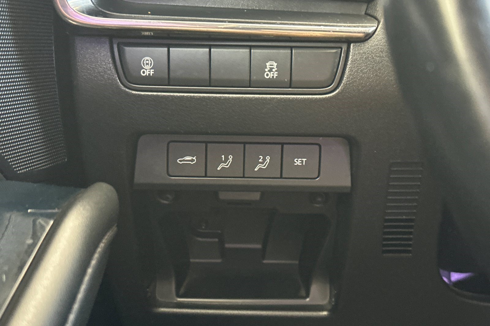 Used 2021 MAZDA MAZDA3 s FWD image 35